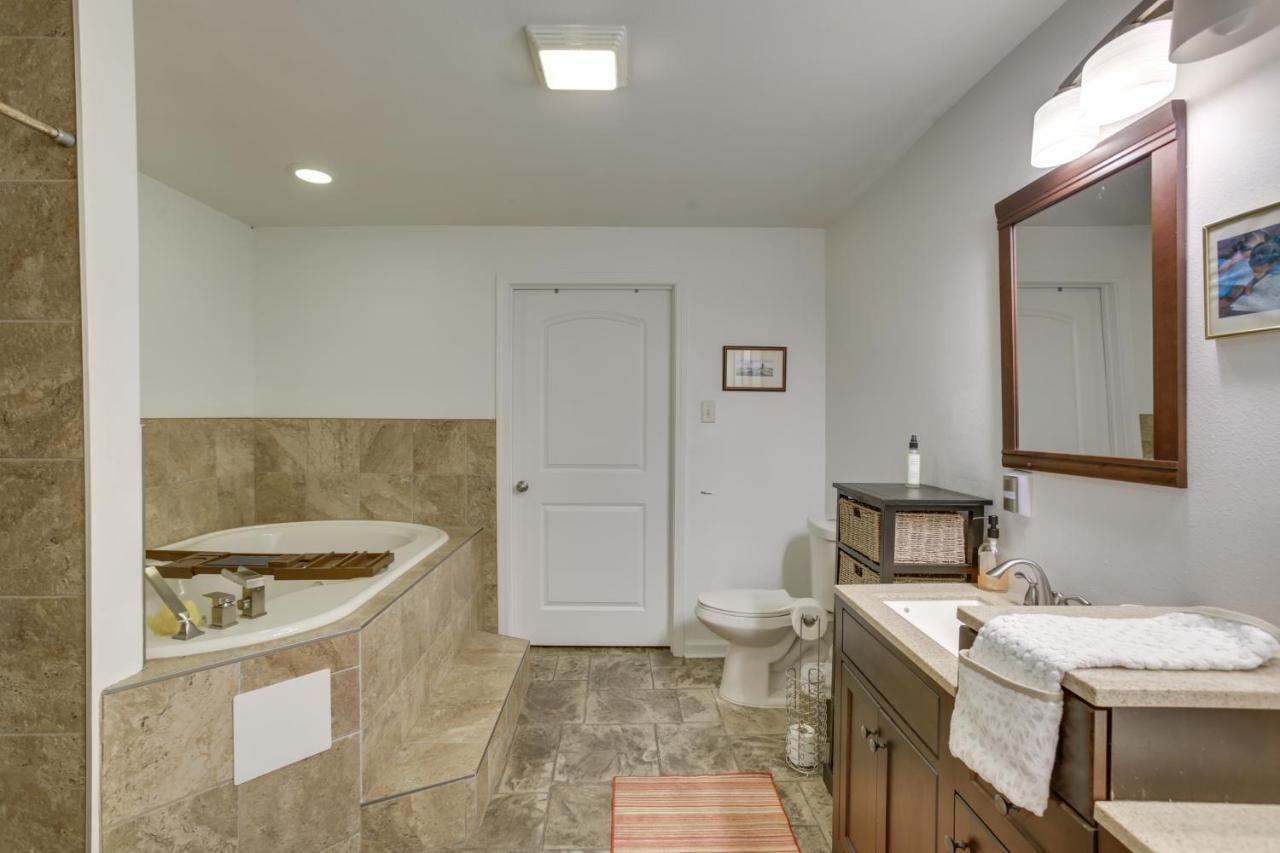 Holiday home Retreat About 7 Mi To French Quarter! *